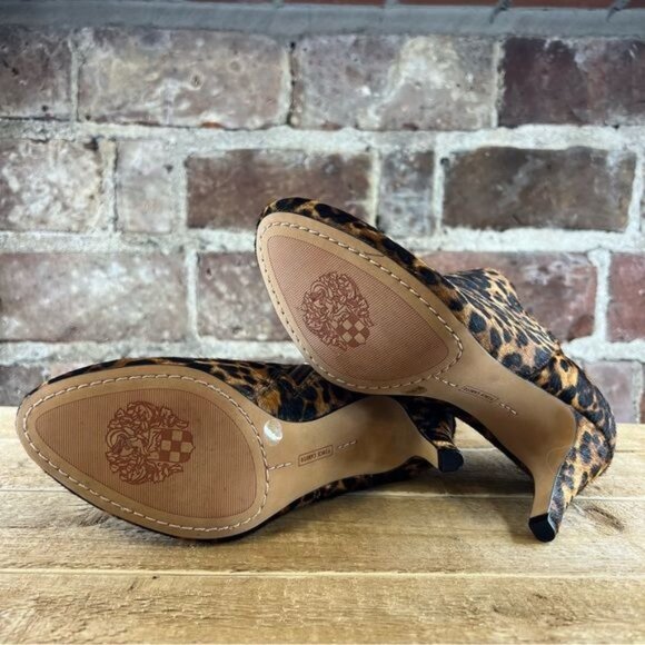 Vince Camuto Vive Calf Hair Heeled Leopard Print Booties Size 6(36) - Picture 8 of 9